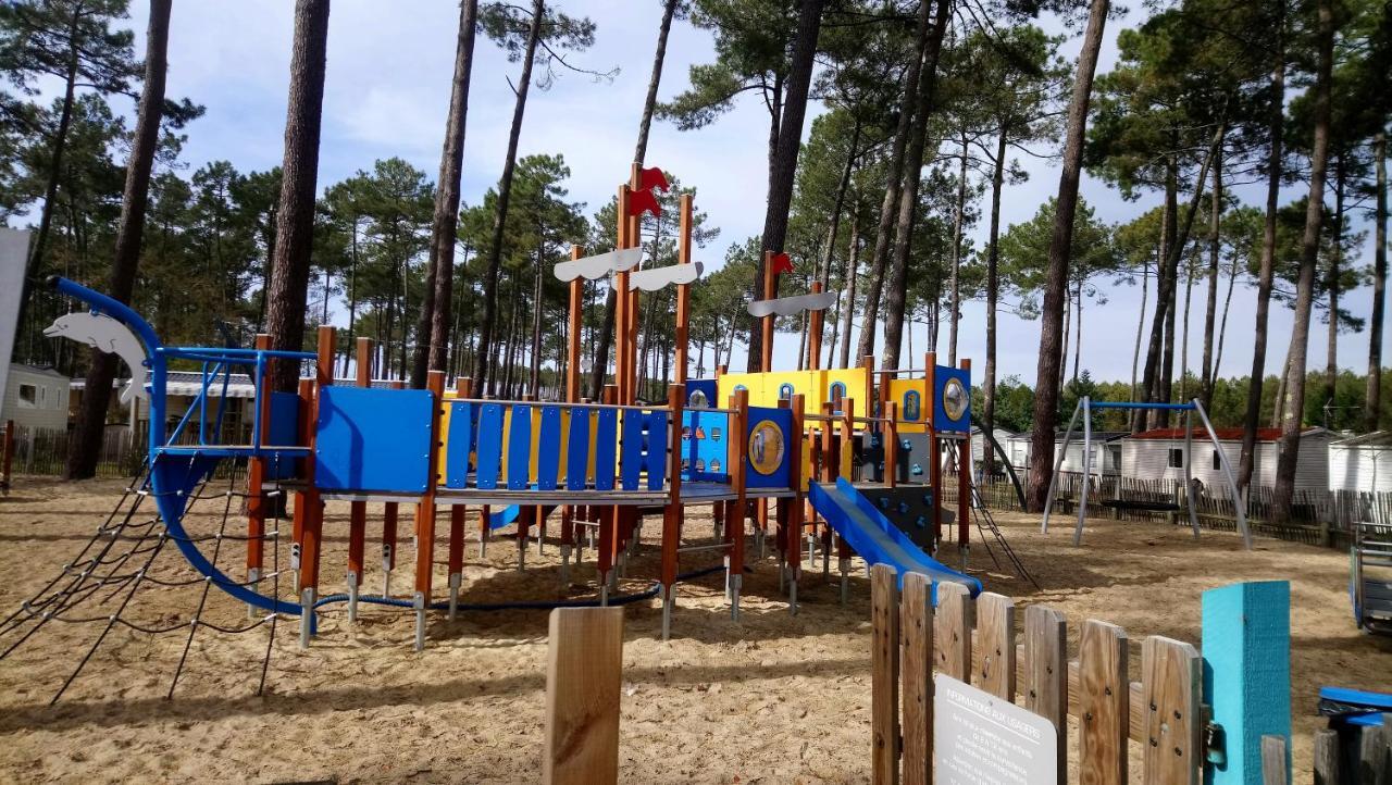 Mobilhome Cote Landaise Les Dunes De Contis 4 Saint-Julien-en-Born Bagian luar foto
